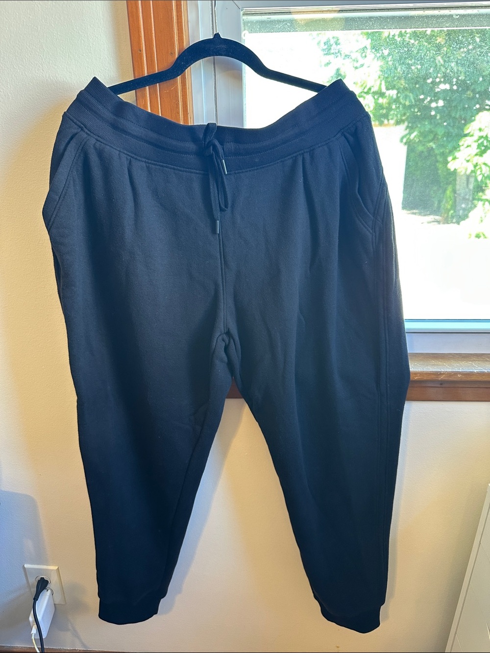 Kohl’s Tech gear Women’s Black Ultra-Soft Fleece Jogger Pants